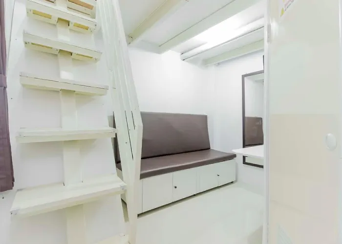 Reddoorz Near Hayam Wuruk Plaza Hotel Jakarta